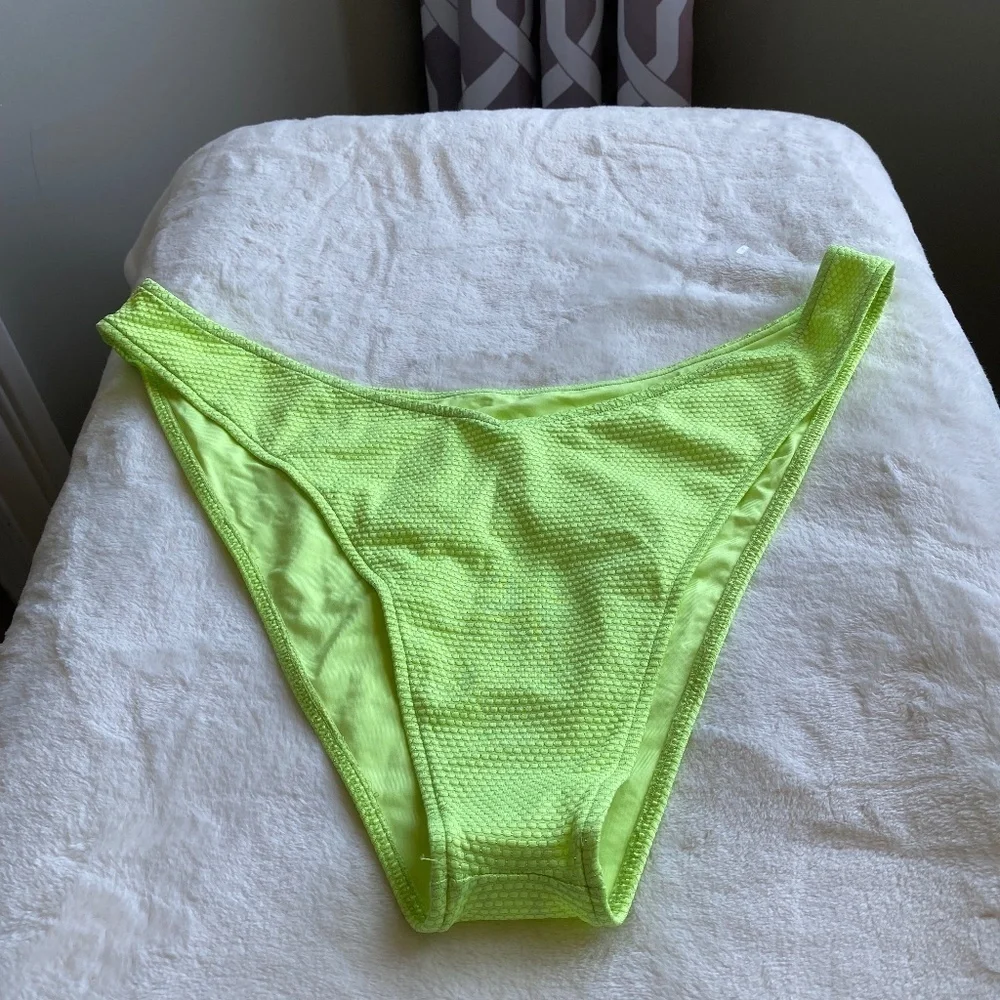 Frankies Bikinis bright lime